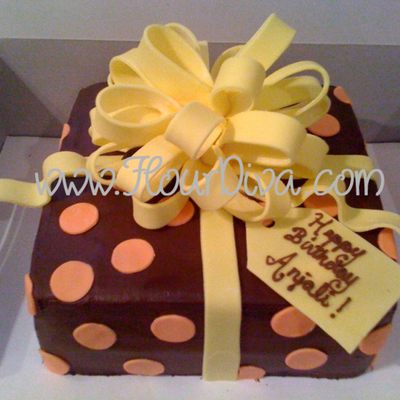 Polka Dot Present Cake