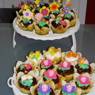 Flowery Cupcakes