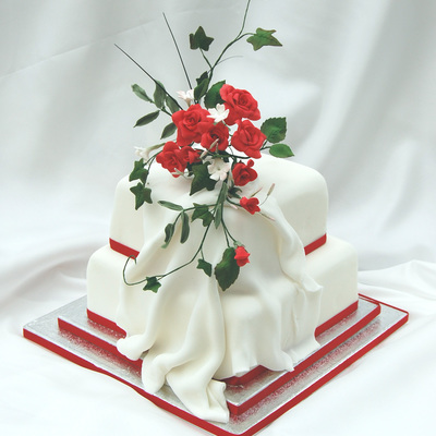 Red Rose Wedding Cake