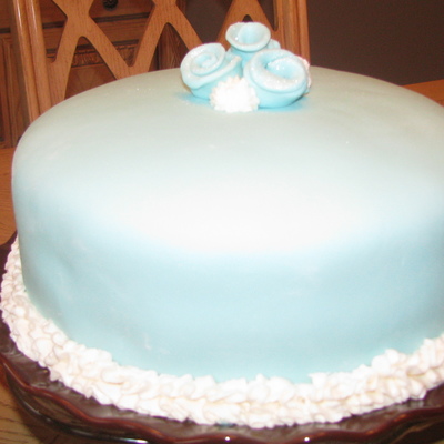 My First Fondant-Covered Cake