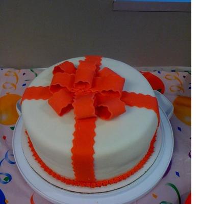 Birthday Bow