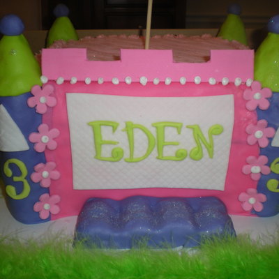 Bounce House Girlie Cake And Cupcakes