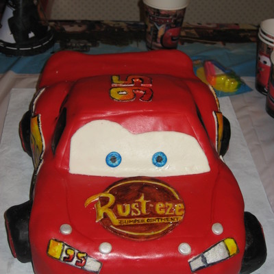 Lightning Mcqueen Cake