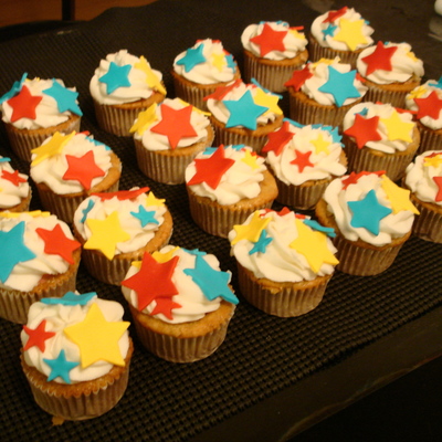 Star Birthday Cupcakes