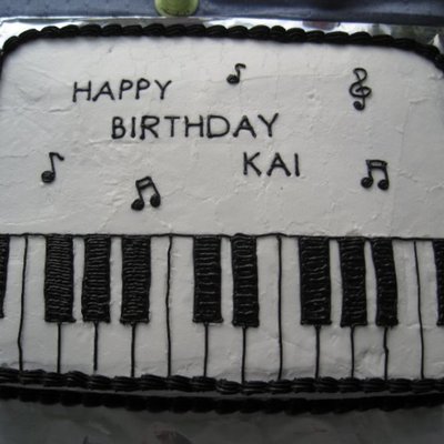 Piano Cake