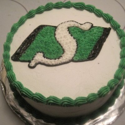 Saskatchewan Roughrider Cake