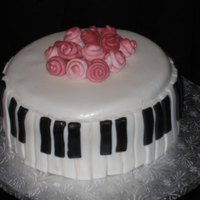 Piano Cake