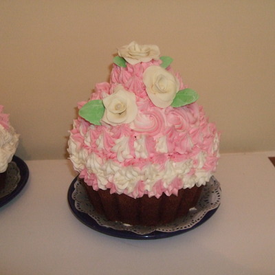 Large Cupcake