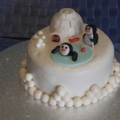 Penguin Cake