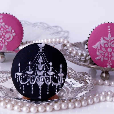 Chandelier Cupcakes!