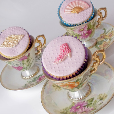 Marie Antoinette Cupcakes!
