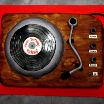 Record Player Cake