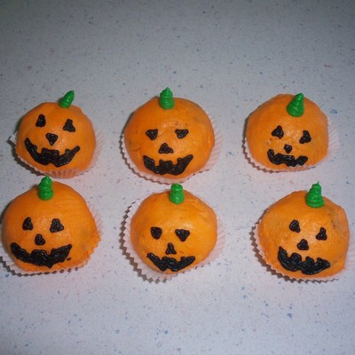 Jack O Lantern Cakeballs