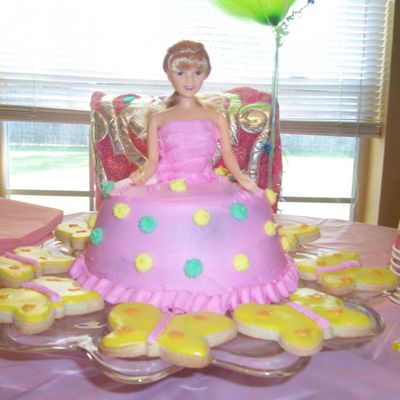 Barbie Cake
