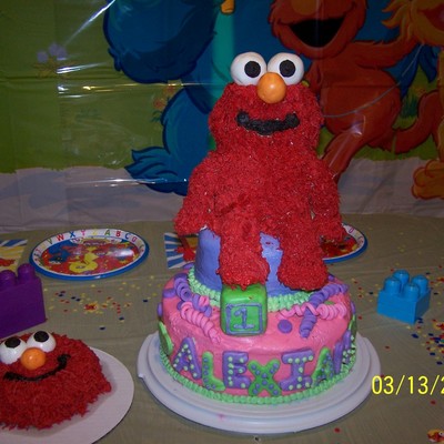 Elmo Cake