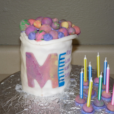 Science Beeker Cake