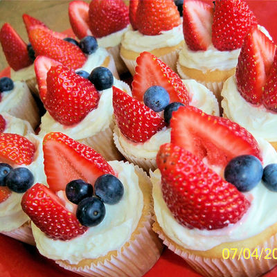 Very Berry Cupcakes