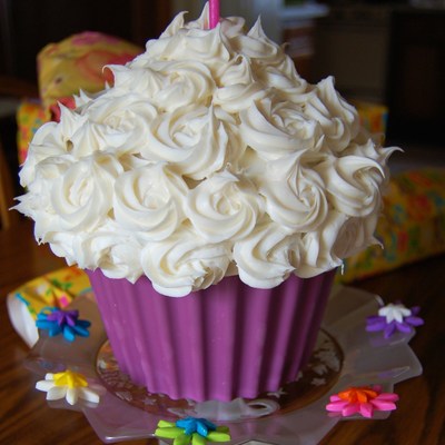 Giant Cupcake Cake