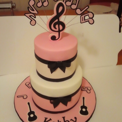 Alyssa's Music Cake