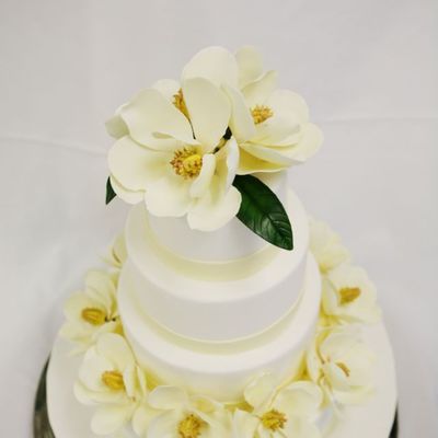 Fondant Cake And Gumpaste Magnolias