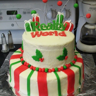 Realty World Christmas Cake
