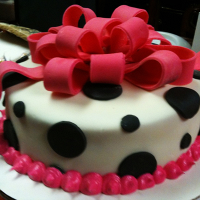Bow Cake