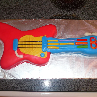 Ben's Guitar Cake