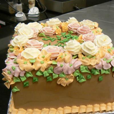 Italian Meringue Buttercream Flowers!