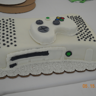 X Box Grooms Cake
