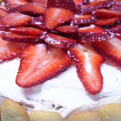 Strawberry Lady Finger Cake