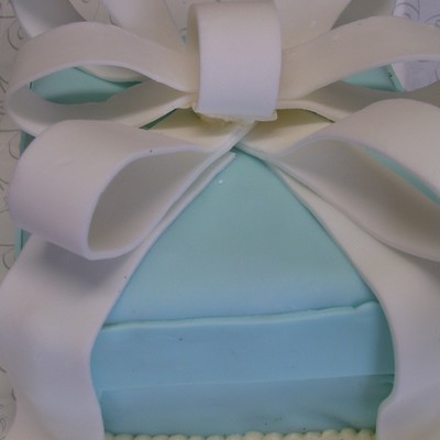 Tiffany Box Wedding Cake