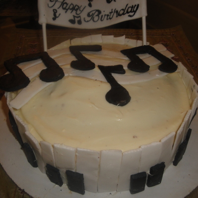 Piano Cake