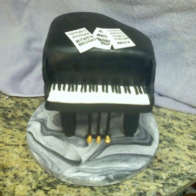 Piano Cake