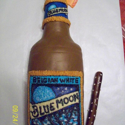 Blue Moon Beer Bottle W/ Orange Slice And Pretzel