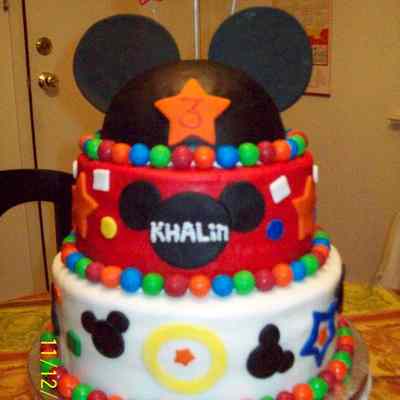 Mickey Mouse Cake