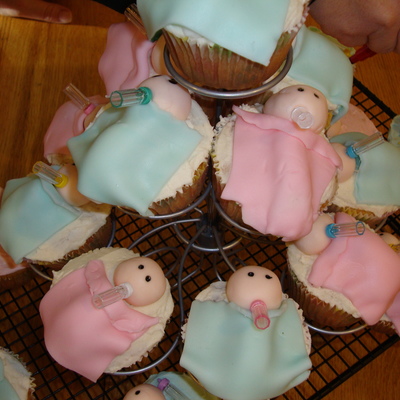 Baby Shower Cupcakes