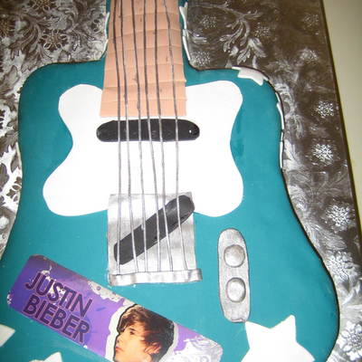 Justin Bieber Cake