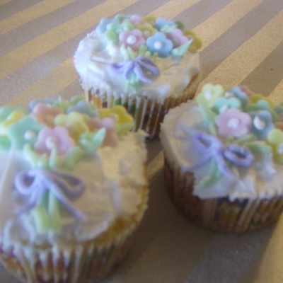 Spring Flowers Cupcakes