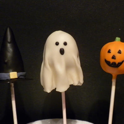 Halloween Cake Pops