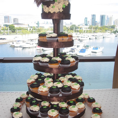 Cupcake Wedding