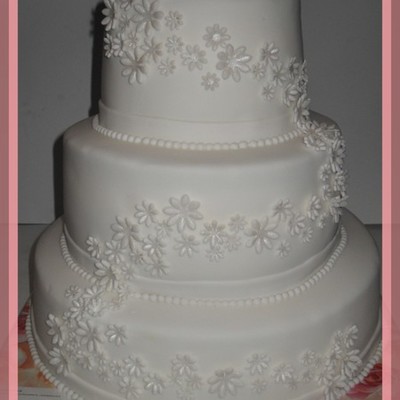 White With Lots Of Daisies!