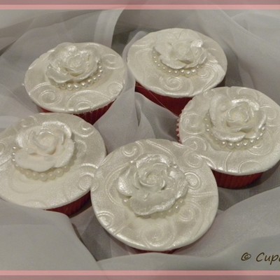 Bridal Cupcakes
