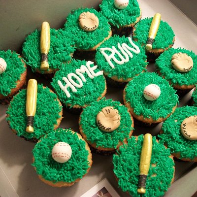 Softball Cupcakes