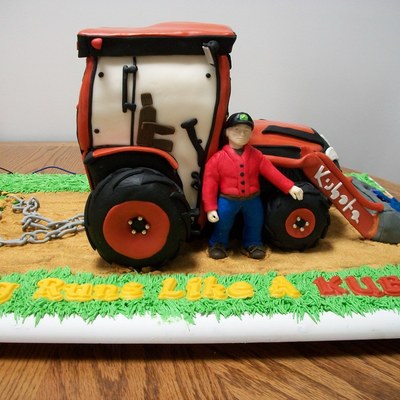 Kubota Tractor Cake