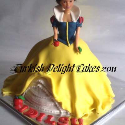 Snow White Cake