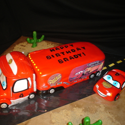 Lightning Mcqueen And Mack