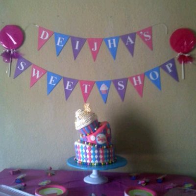 Giant Cupcake Topsy Turvy