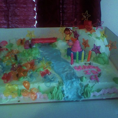 Gabbys Dora Cake