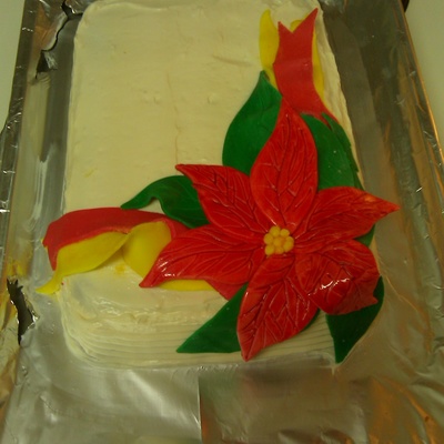 Poinsettia Cake