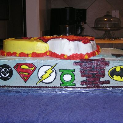 Superhero Cake (Other Side)